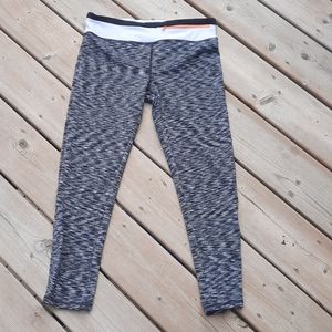 Tights‎